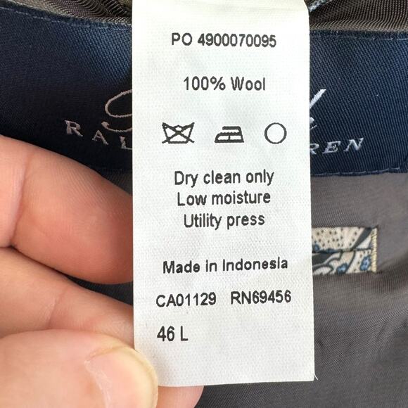 Ralph Lauren 100% Wool Gray Plaid Two Button Double Vented Blazer Men's Size 46L - Picture 12 of 12